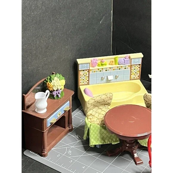 Vintage Fisher Price Loving Family Doll House Furniture Lot Bundle - Picture 13 of 16
